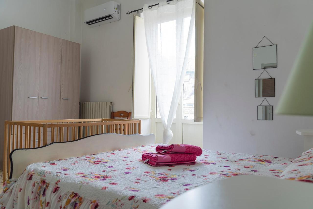 Casa Bellizzi Apartment Модика Екстериор снимка